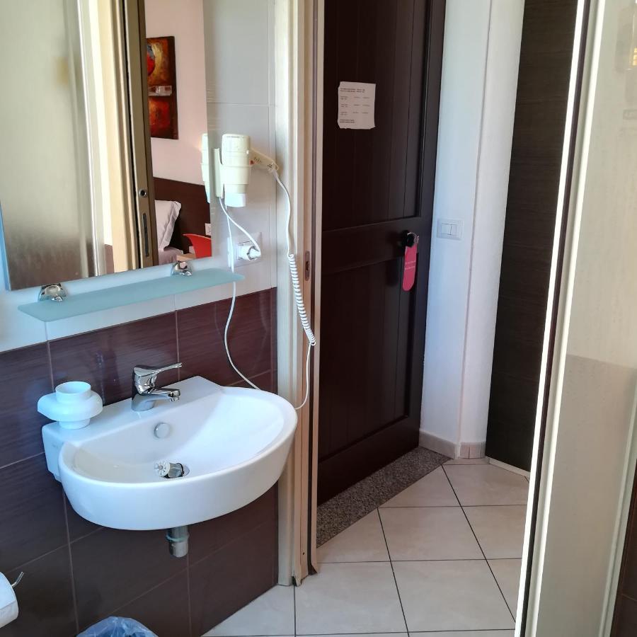 La Locanda Del Mare B&B La Caletta Luaran gambar