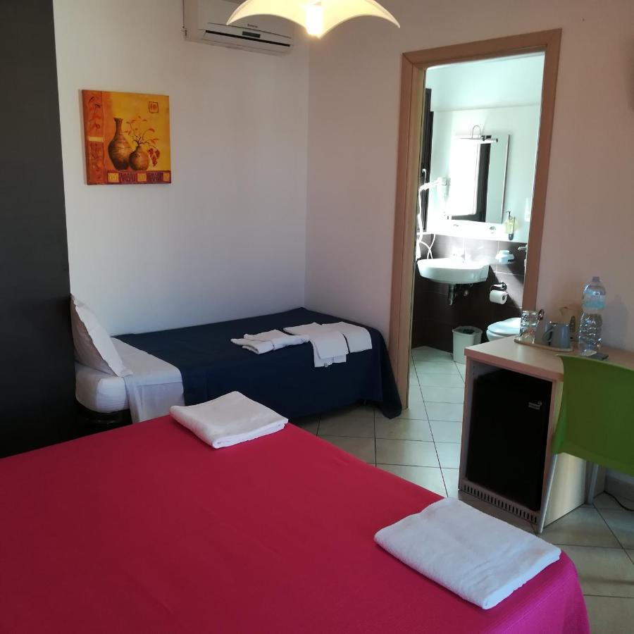 La Locanda Del Mare B&B La Caletta Luaran gambar